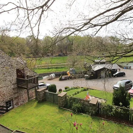 Mill House Cottage, On A Fishing Park Near With Hot Tub Holiday home Brampton (Cumbria)