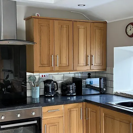 Mill House Cottage, On A Fishing Park Near With Hot Tub برامبتون