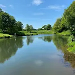 Сasa de vacaciones Mill House Cottage, On A Fishing Park Near With Hot Tub Brampton (Cumbria)